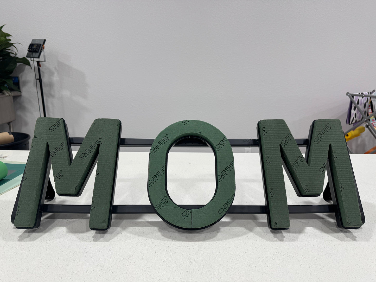 Mom arrangement