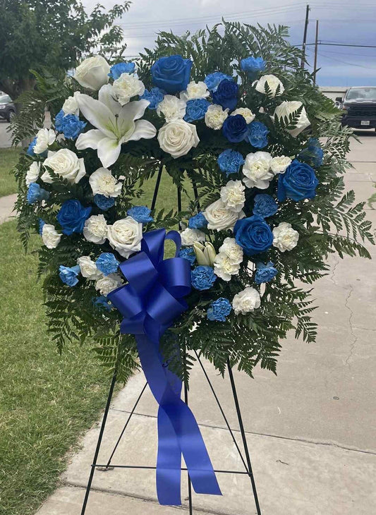 18" Open Heart Standing Spray